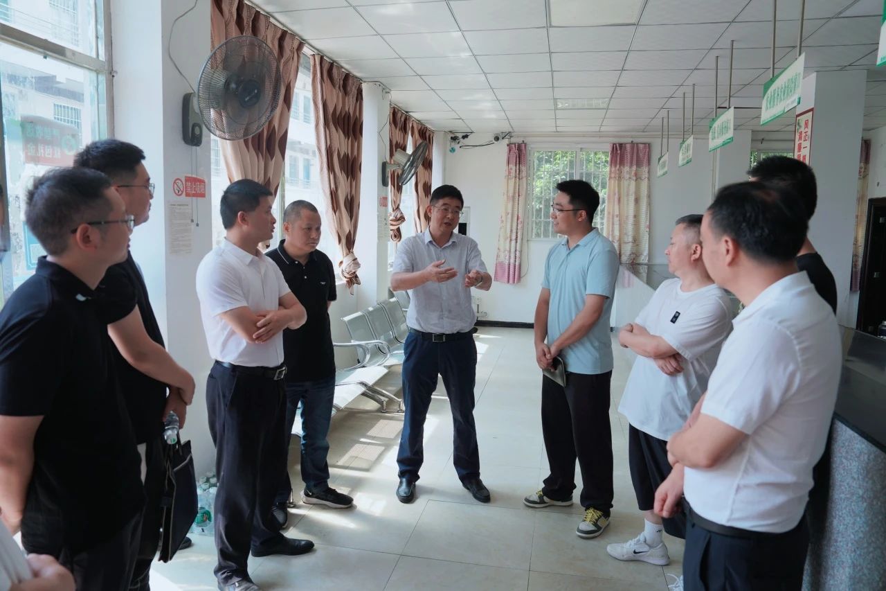 许东明赴南充市嘉陵区、巴中市通江县调研督导定点帮扶和托底性帮扶工作