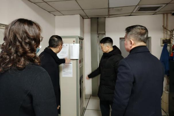 省尊龙凯时集团党委书记、董事长游勇检查督导春节安全生产并看望慰问干部员工